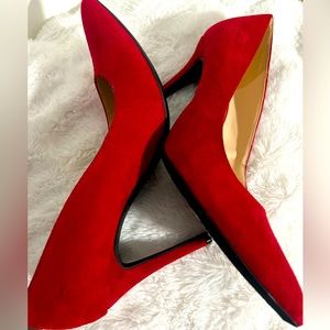 Nine West Suede Toe Pumps